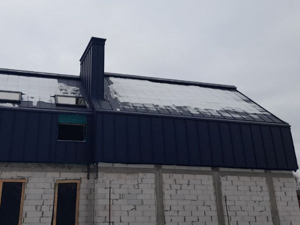 укладання плоскої черепиці